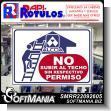 SMRR22092605: White Acrylic 3 Millimeters with Cutting Vinyl Labeling to Prevent Falls Advertising Sign for Industrial Factory of Plastic Products brand Rapirotulos Dimensions 13.8x9.8 Inches